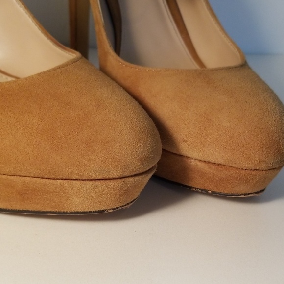 Vince Camuto Platform Pumps - Picture 8 of 8